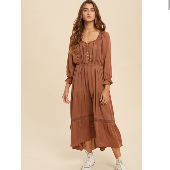 In Loom Earthen Lace Midi Dress - Picture 4 of 7